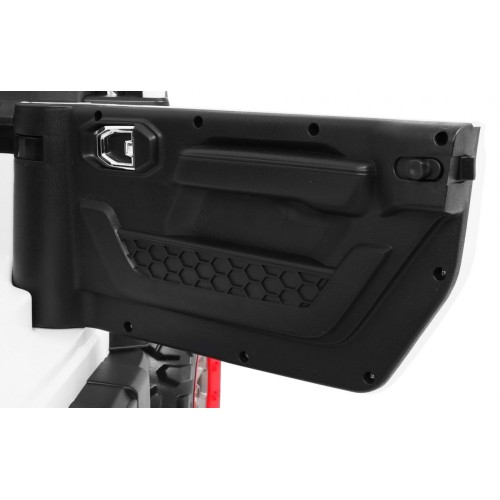 Terénne auto AllRoad pre 2 deti Biely + Pohon 4x4 + Ovládač + Pomalý štart + MP3 LED