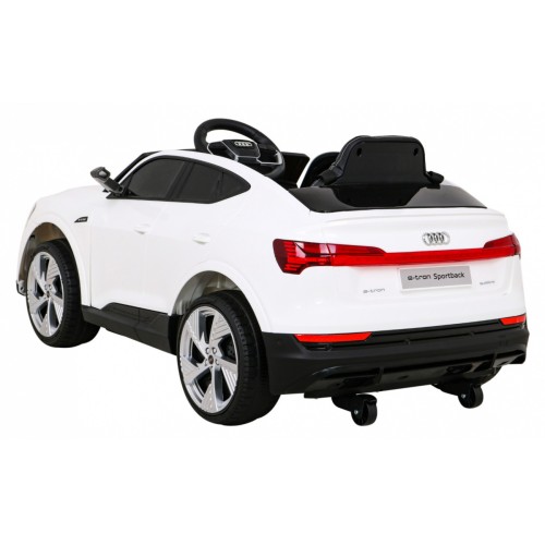 Audi E-Tron Sportback pre deti Biely + Ovládač + Pohon 4x4 + Pomalý štart + Rádio MP3 + LED