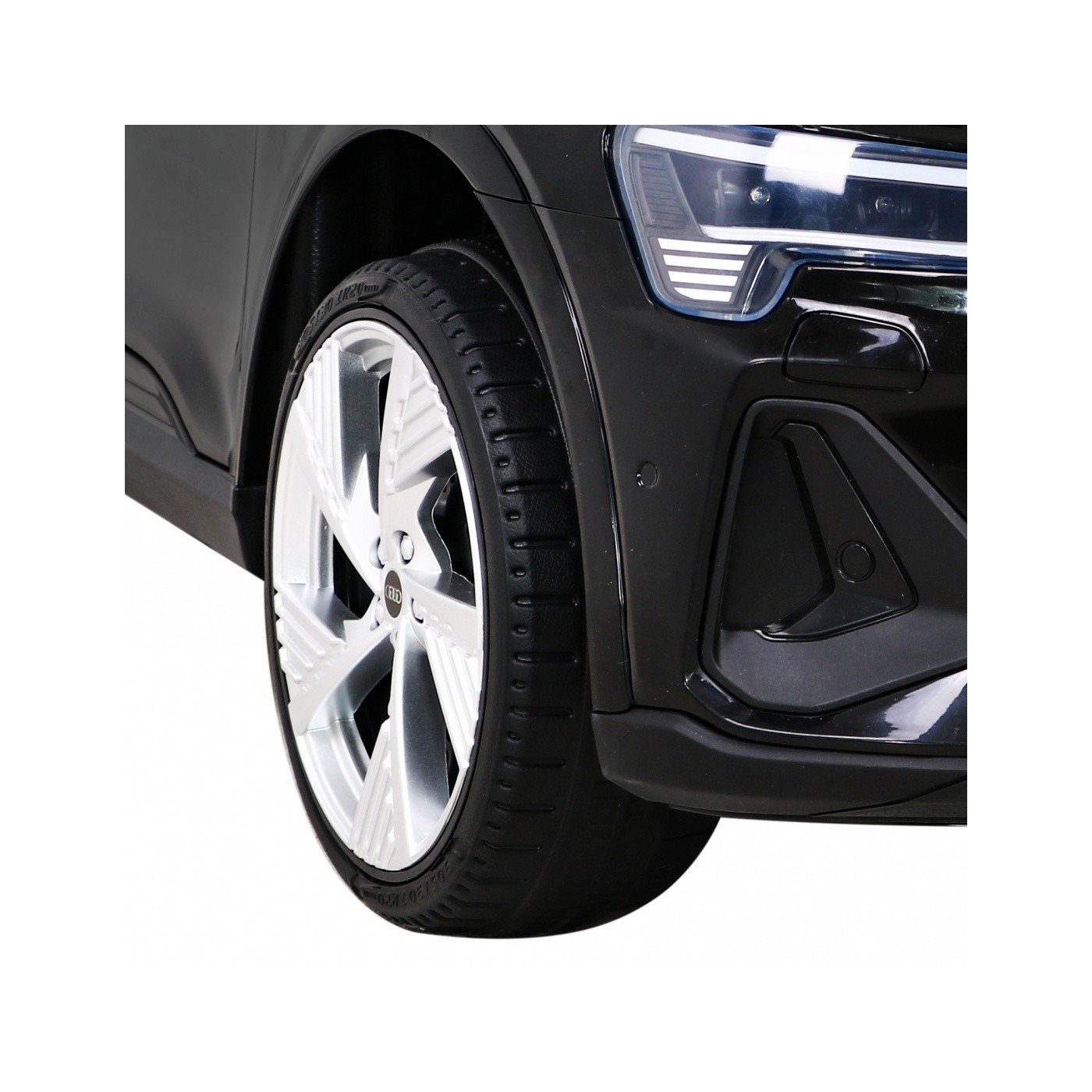 Audi E-Tron Sportback pre deti Čierny + Ovládač + Pohon 4x4 + Pomalý štart + Rádio MP3 + LED