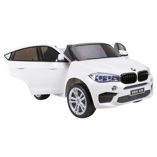 BMW X6M XXL pre 2 deti Biely + Ovládač + Ekokoža + Pásy + Pomalý štart + MP3 USB + LED