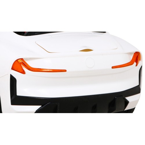 Vozidlo Fast Wind Biely