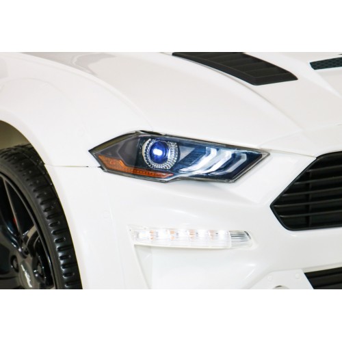 Autíčko Ford Mustang GT na batériu pre deti Biely + Nastaviteľné sedadlo + Audio LED + EVA + Pomalý štart