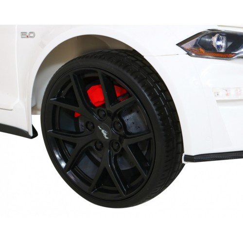 Autíčko Ford Mustang GT na batériu pre deti Biely + Nastaviteľné sedadlo + Audio LED + EVA + Pomalý štart