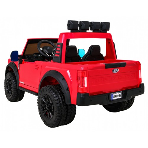 Vozidlo Ford Super Duty Červený