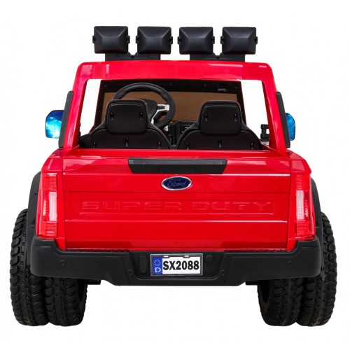 Vozidlo Ford Super Duty Červený