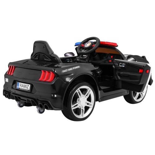 Vozidlo GT šport Polícia