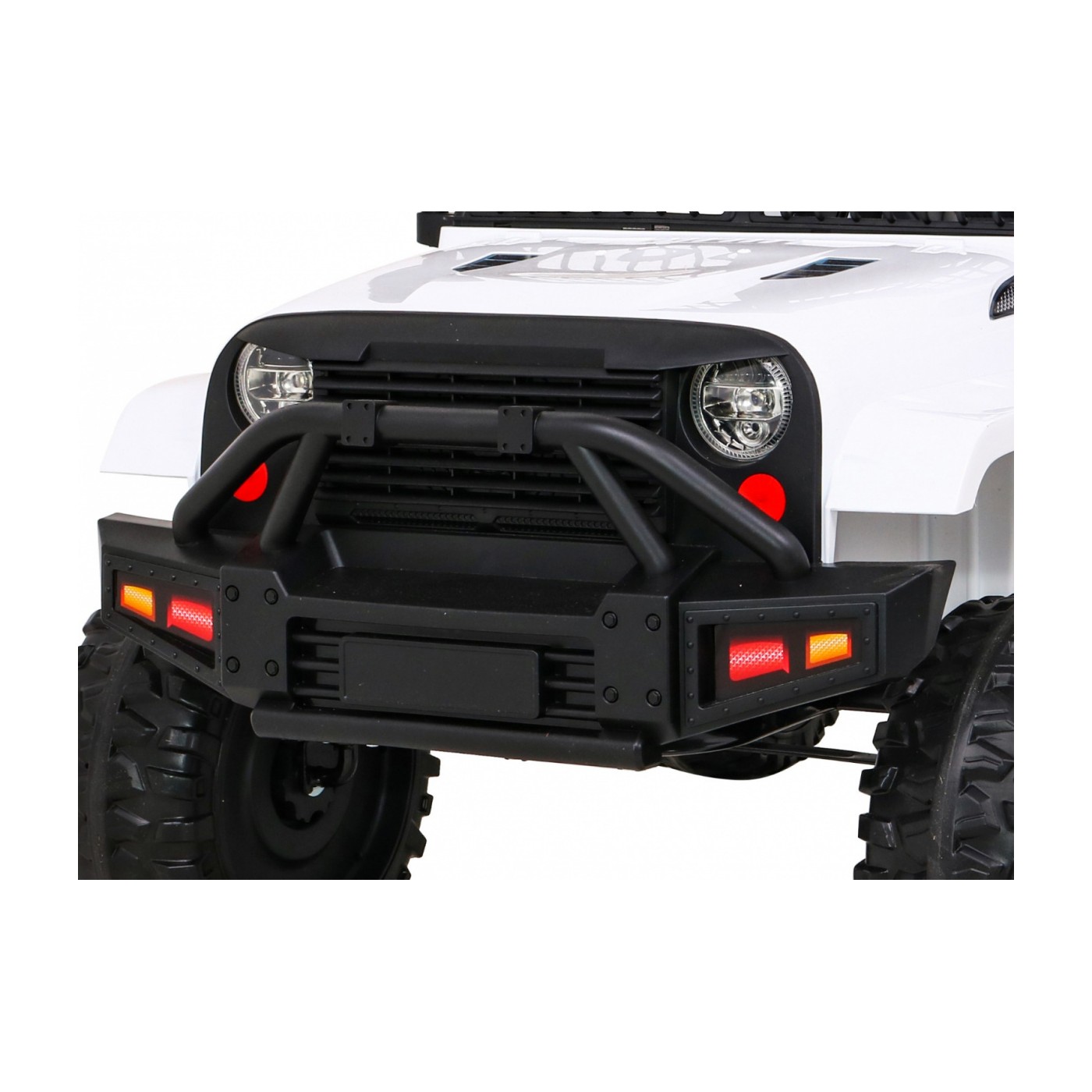 Autíčko Jeep Dark Night na batériu pre deti Biely + Pomalý štart + EVA + Audio LED