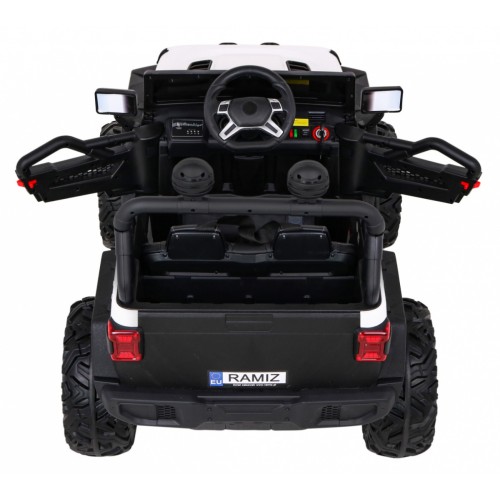 Vozidlo Master Of Terain Biely