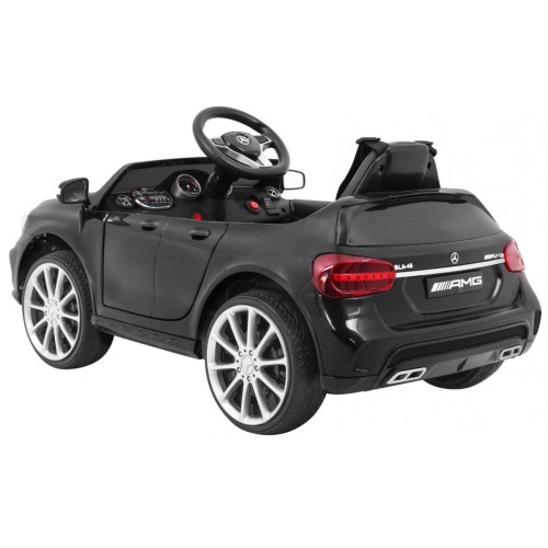 Vozidlo Mercedes AMG GLA-45 Čierny