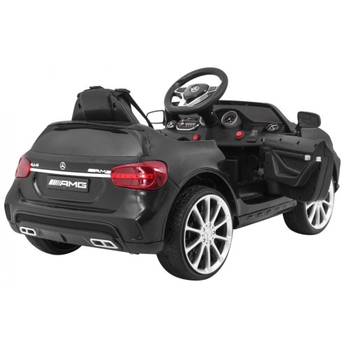Vozidlo Mercedes AMG GLA-45 Čierny