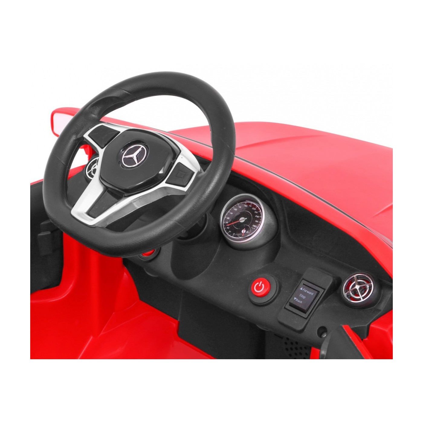 Vozidlo Mercedes AMG GLA-45 Červený