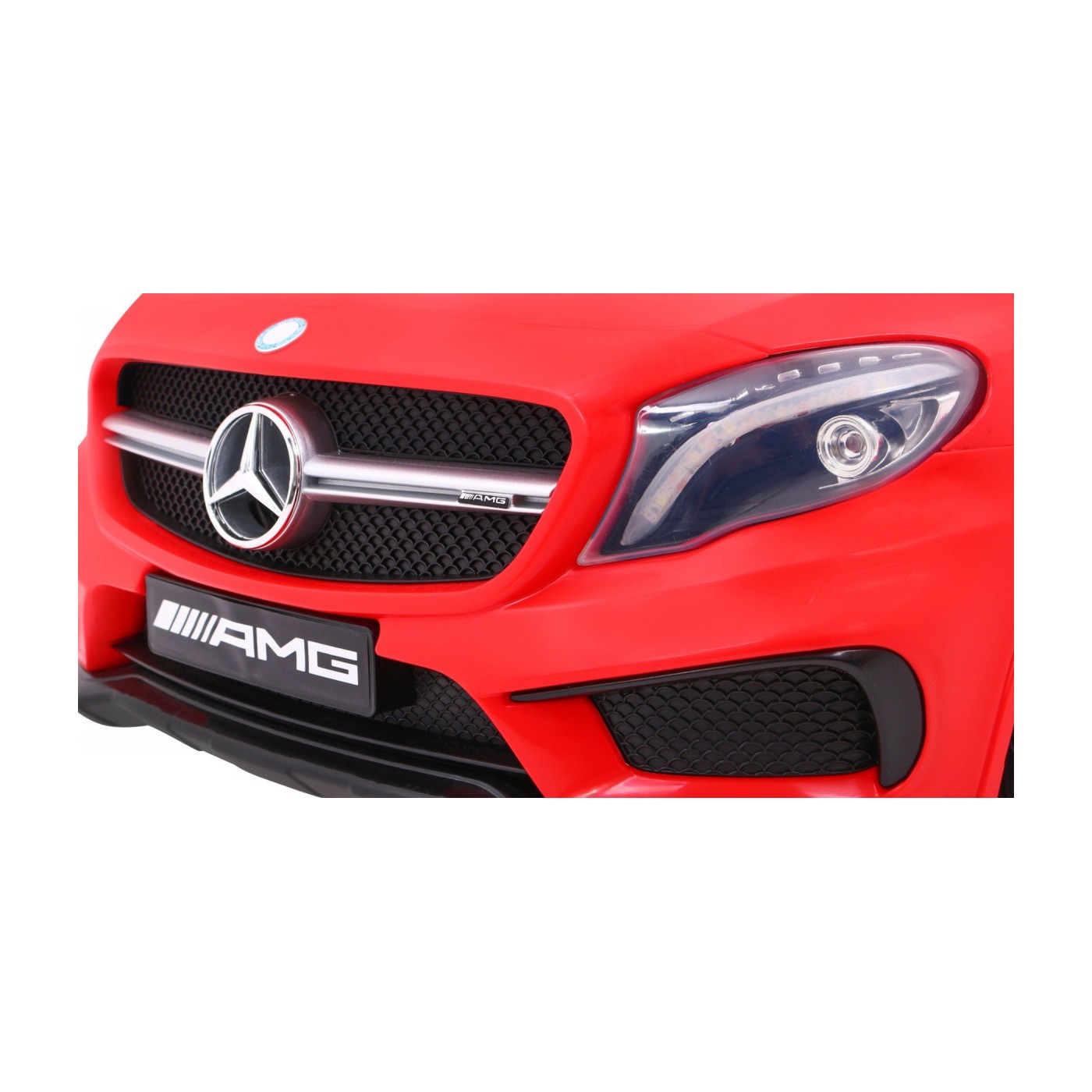 Vozidlo Mercedes AMG GLA-45 Červený