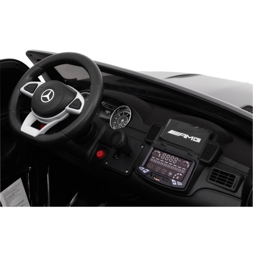 Auto na batériu Mercedes AMG GLS63 pre deti Čierny + Lakovaný + 4x4 + Vetráčik