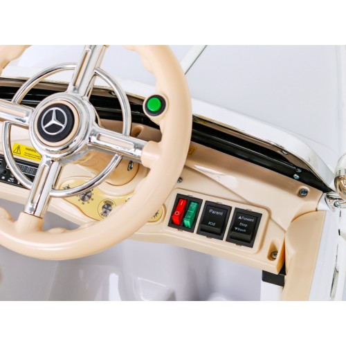 Mercedes Benz Retro 540A pre deti Biely + Režim "Rodič" + Diaľkové ovládanie + Audio panel + LED