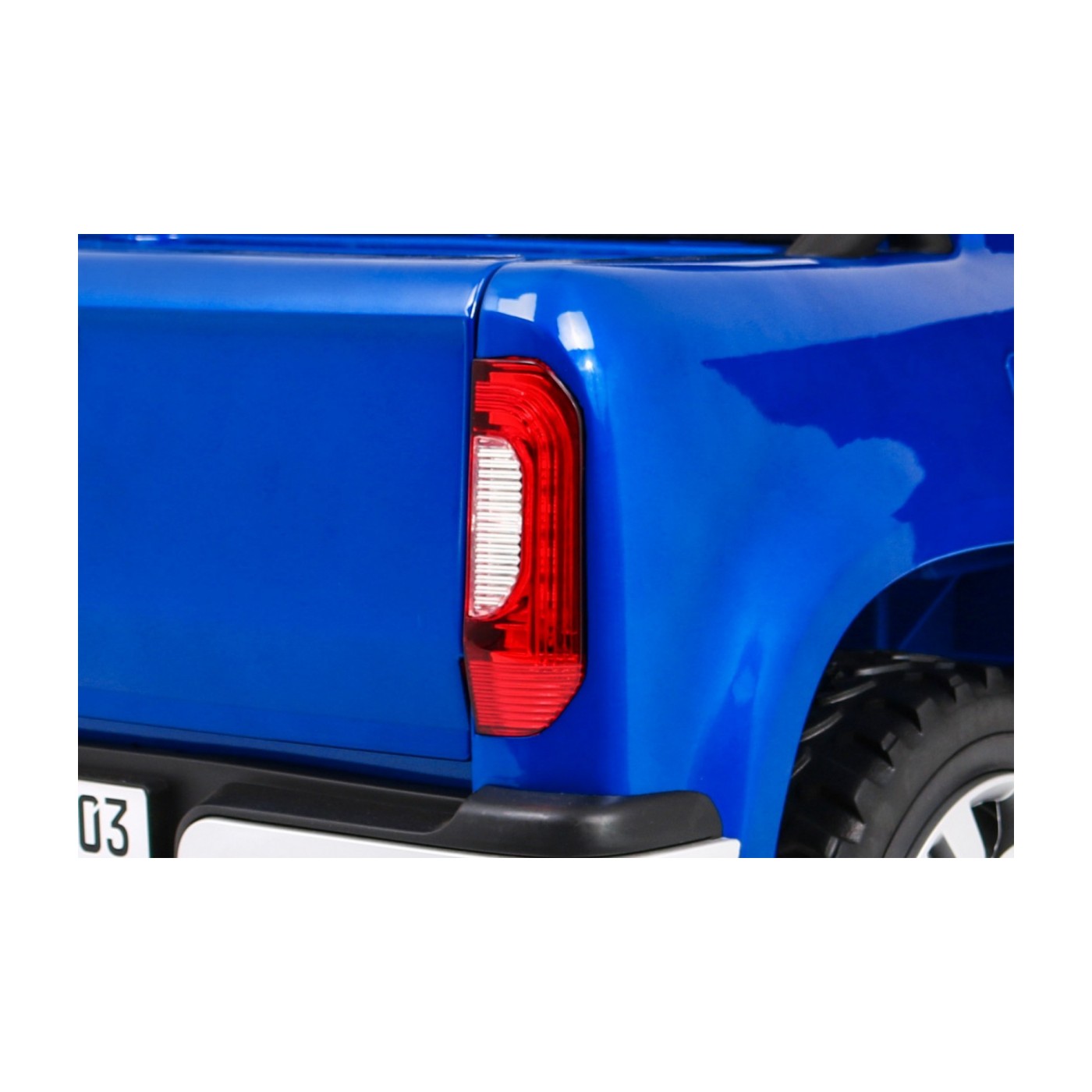 Mercedes Benz X-Class pre deti Lakovaný Modrý + Diaľkové ovládanie + Pohon 4x4 + MP4 + Batožinový priestor + EVA