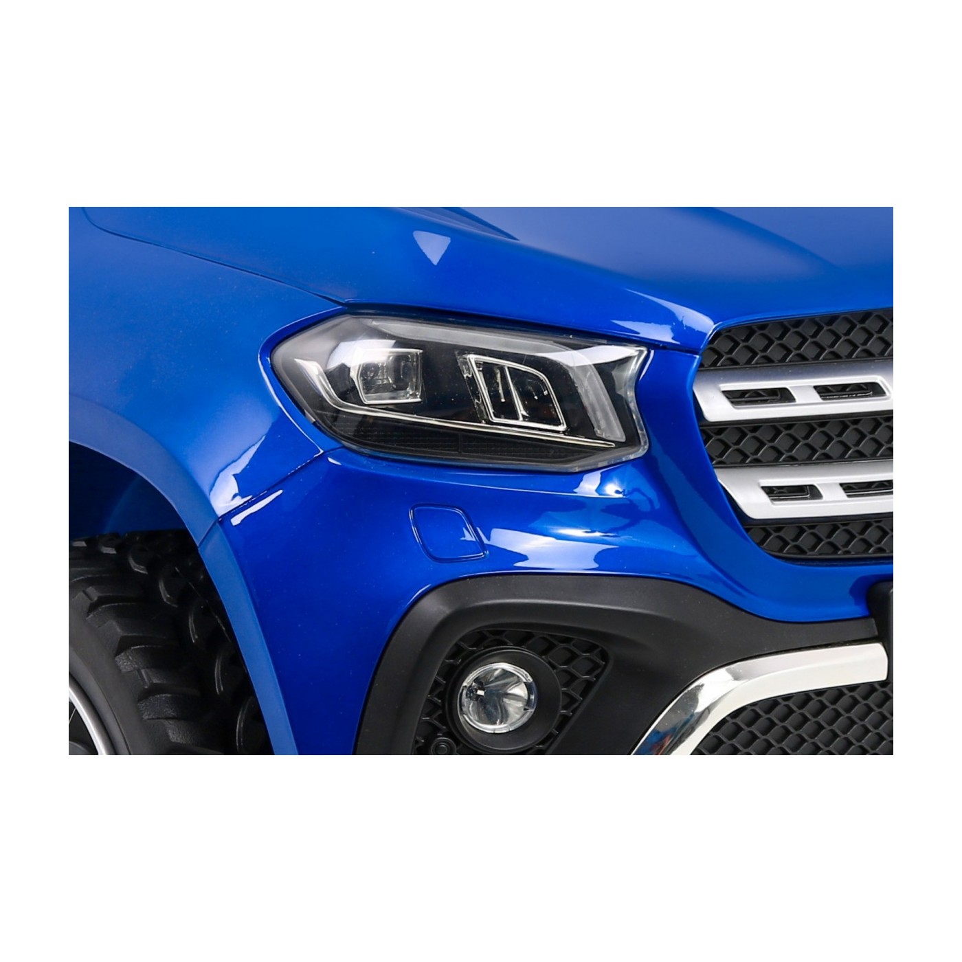 Mercedes Benz X-Class pre deti Lakovaný Modrý + Diaľkové ovládanie + Pohon 4x4 + MP4 + Batožinový priestor + EVA