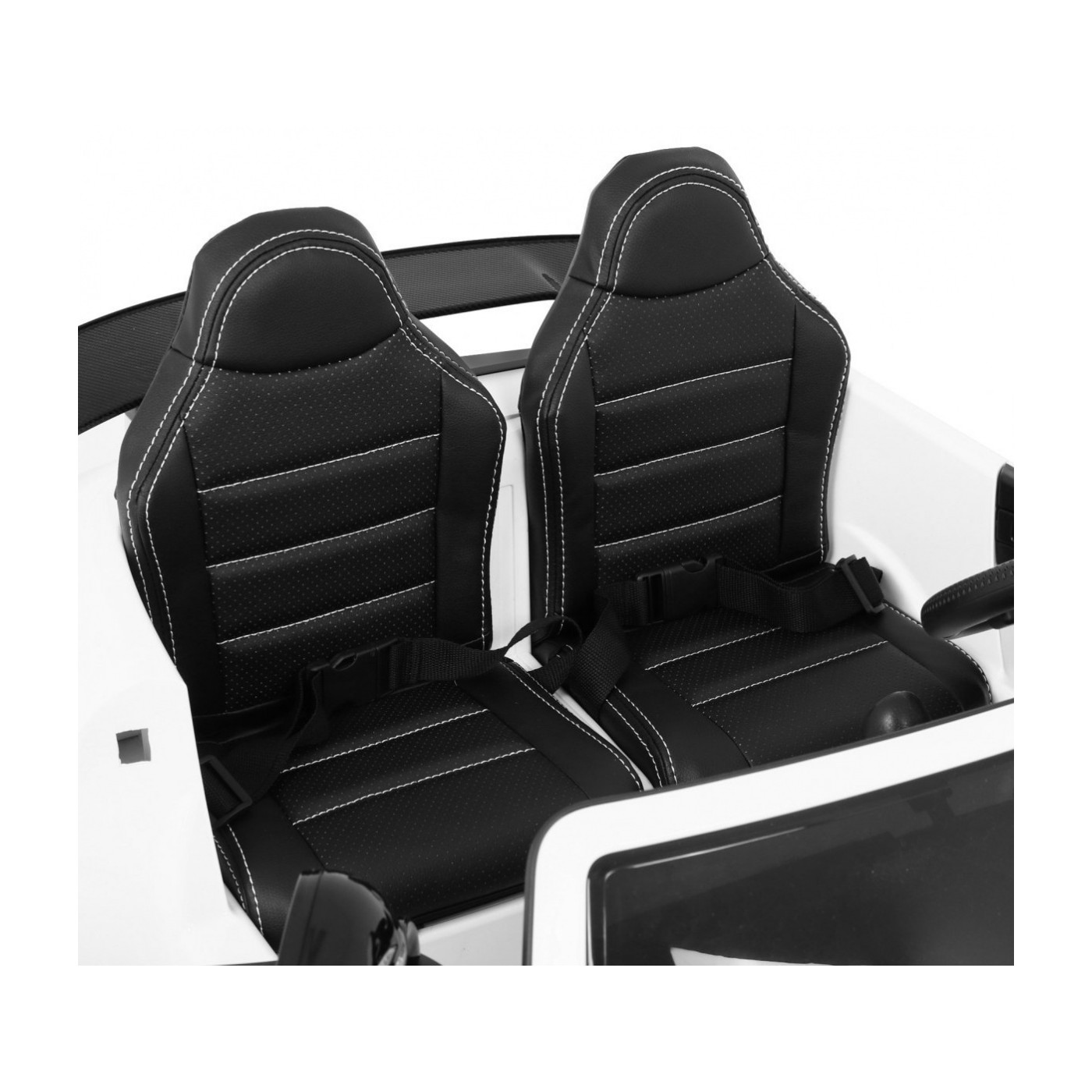 Mercedes-Benz GT R pre deti Lakovaný Biely + Pohon 4x4 + Vetráčik + Diaľkové ovládanie + EVA + MP3 LED