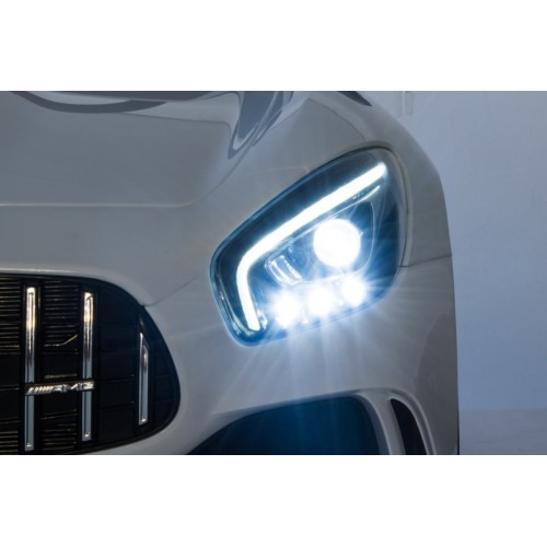 Mercedes-Benz GT R pre deti Lakovaný Čierny + Pohon 4x4 + Vetráčik + Diaľkové ovládanie + EVA + MP3 LED