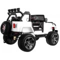 Terénne auto typu jeep Monster 4x4 pre deti Biely + Diaľkové ovládanie + Nastaviteľné sedadlo + Pomalý štart + MP3 LED + Batožin