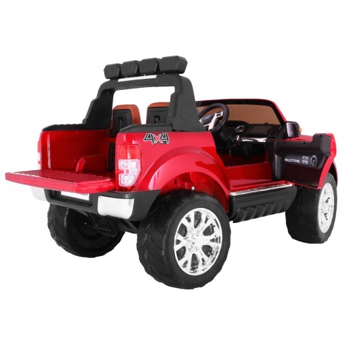 Vozidlo NEW Ford Ranger 4x4 FaceLifting Lakovaný Červený