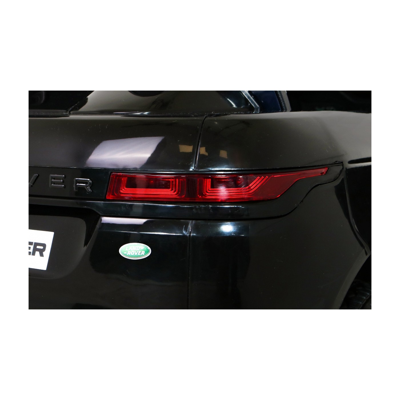 Range Rover Evoque na batériu pre deti Čierny + Ovládač + Pomalý štart + MP3 LED