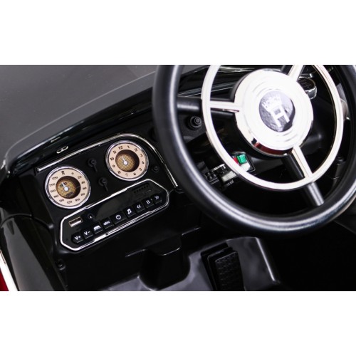 Vozidlo Retro Audi Horch 930V Červené