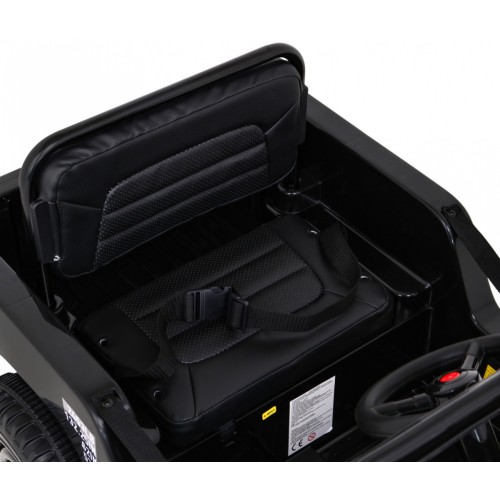 Vojenské Autíčko Retro pre deti Čierny + Pohon 4x4 + Ovládač + 2 Batožinové priestory + Pomalý štart + MP3 LED