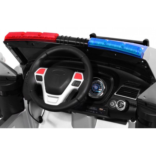 Auto SUV Polícia na batériu pre deti + Sirény + Svietidlá + Megafón + Ovládač + Pomalý štart + EVA + Nálepky