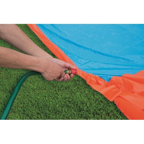 Jednoduchá Vodná šmýkačka H2O GO BESTWAY 549cm