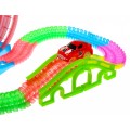 Svietiaca v tme prekekárska dráha pre deti 3+ Autíčko LED + 3 slučky 360 + Konštrukcia 145 ks.