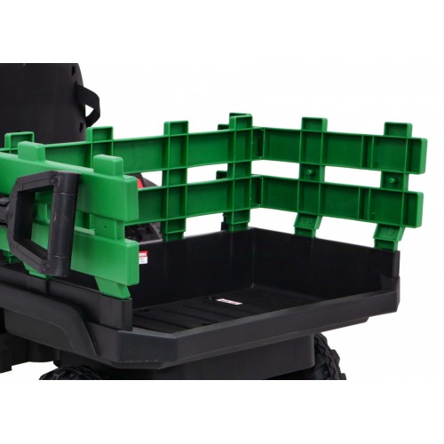 Traktor Titanium S Prívesom Zelený