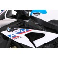 Motorka BMW HP4 na batériu pre deti Biely + Pomocné kolieska + Pomalý štart + EVA + MP3 LED