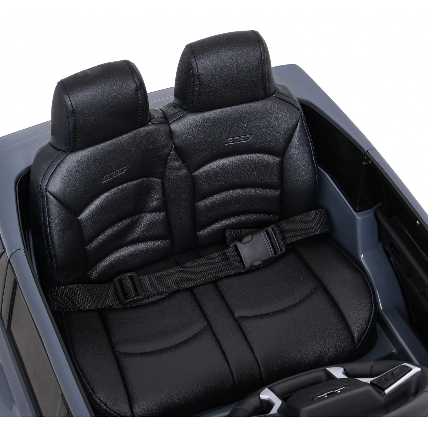 Chevrolet Tahoe Elektrické autíčko pre deti Šedé + Ovládač + EVA + Rádio MP3 + LED