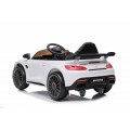 Vozidlo Mercedes GT-R AMG Biely
