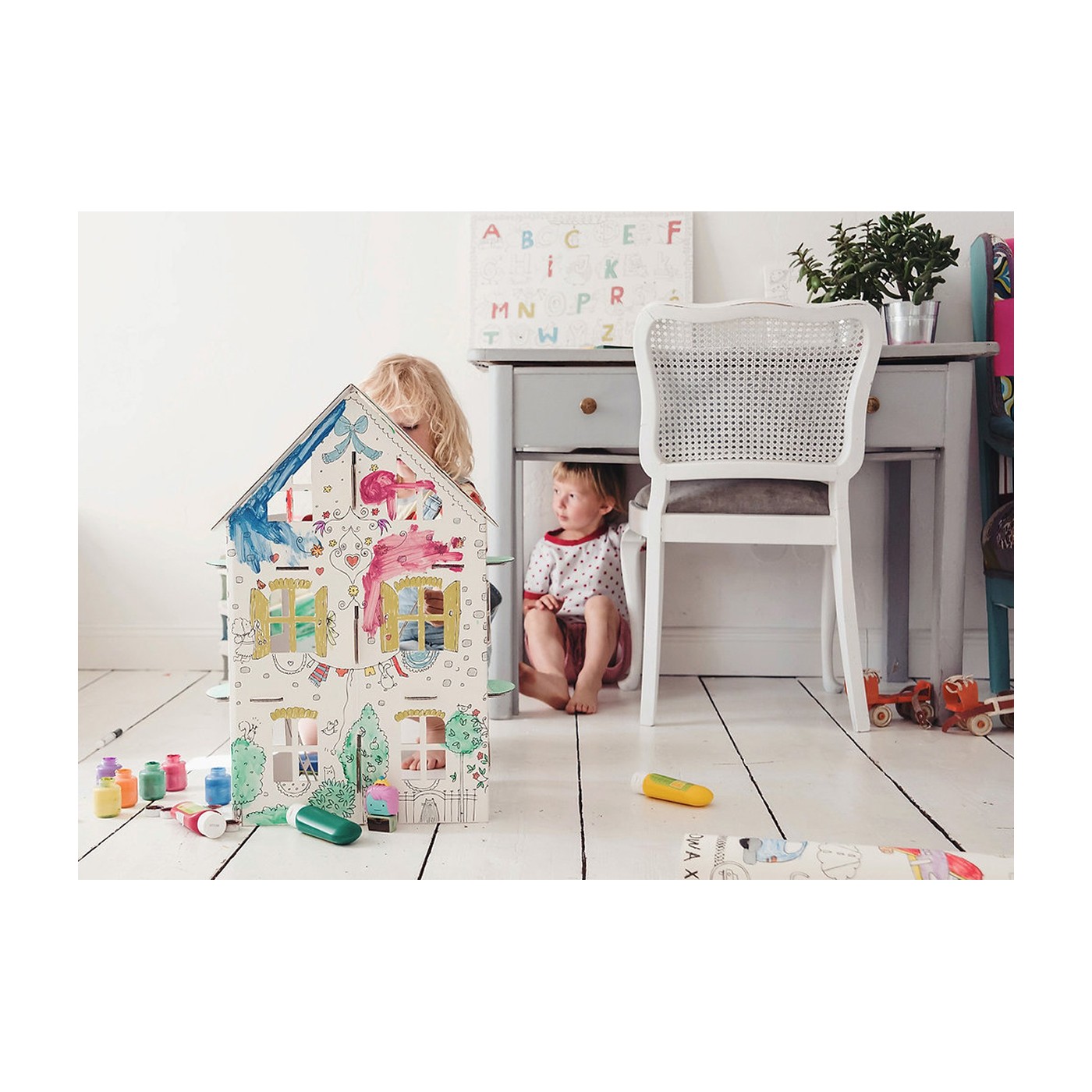 Domček "ul. Jarná 14" priestorová vymaľovánka  XXL pre deti