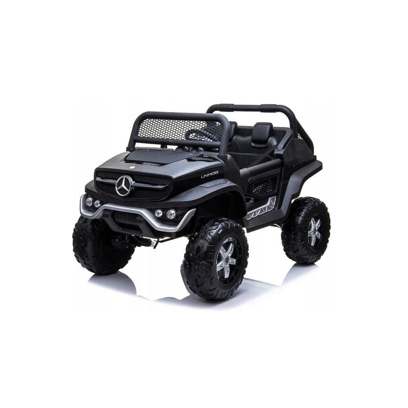 Vozidlo Mercedes BENZ UNIMOG Čierny