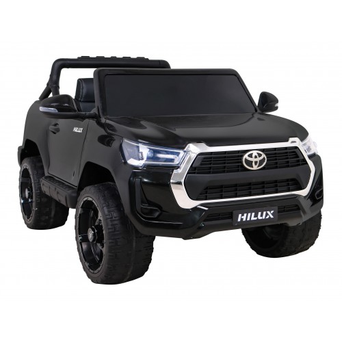 Toyota Hilux na batériu pre deti Čierna + Pohon 4x4 + Ovládač + 2 batožinové priestory + Rádio MP3 + LED