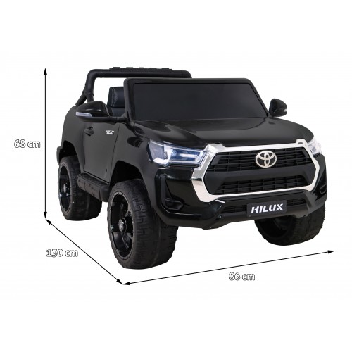 Toyota Hilux na batériu pre deti Čierna + Pohon 4x4 + Ovládač + 2 batožinové priestory + Rádio MP3 + LED