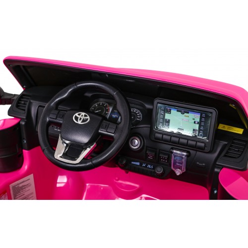 Toyota Hilux na batériu pre deti Ružová + Pohon 4x4 + Ovládač + 2 batožinové priestory + Rádio MP3 + LED