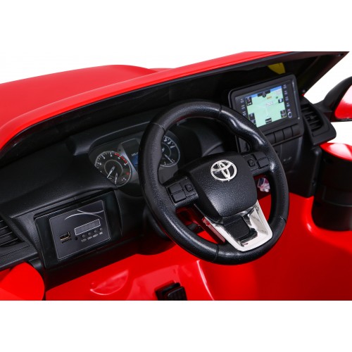 Toyota Hilux na batériu pre deti Červená + Pohon 4x4 + Ovládač + 2 batožinové priestory + Rádio MP3 + LED