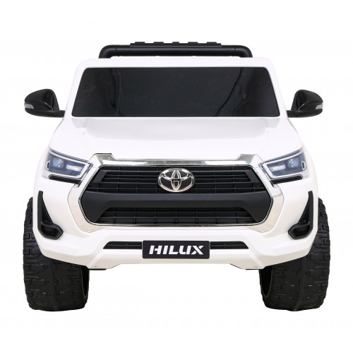 Toyota Hilux na batériu pre deti Biela + Pohon 4x4 + Ovládač + 2 batožinové priestory + Rádio MP3 + LED