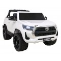 Toyota Hilux na batériu pre deti Biela + Pohon 4x4 + Ovládač + 2 batožinové priestory + Rádio MP3 + LED