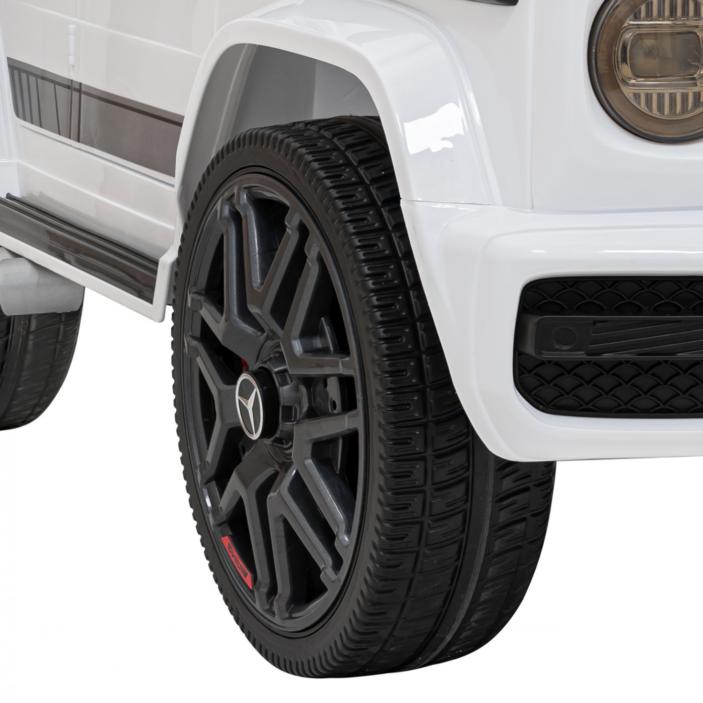 Mercedes AMG G63 pre deti Biely + Ovládač + MP3 LED + Pomalý štart + EVA + Pásy