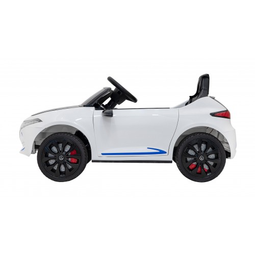 Mercedes Benz AMG EQA pre deti Biely + Ovládač + 5-bodové pásy + EVA + Displej MP3 + LED
