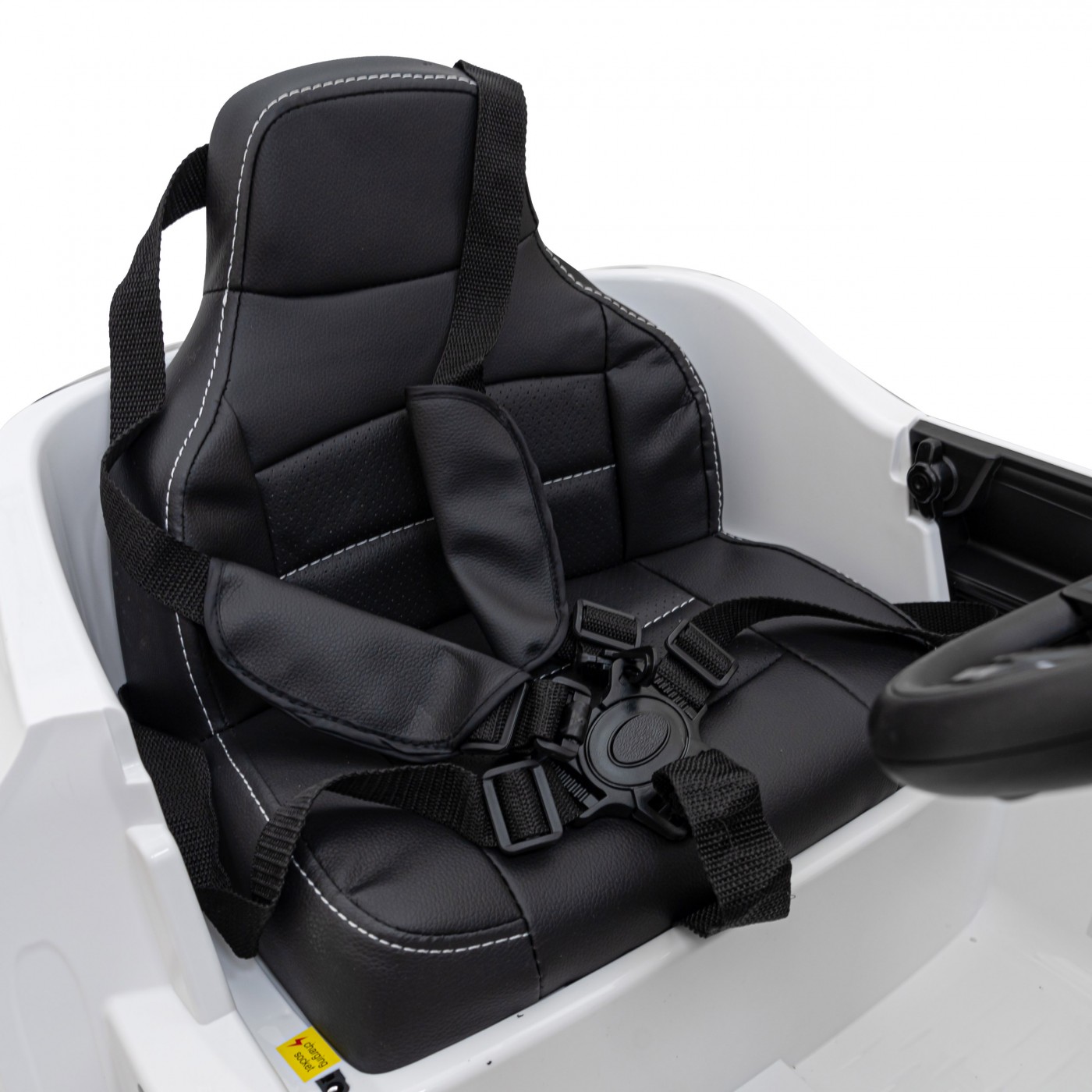 Mercedes Benz AMG EQA pre deti Biely + Ovládač + 5-bodové pásy + EVA + Displej MP3 + LED