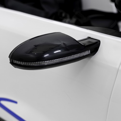 Mercedes Benz AMG EQA pre deti Biely + Ovládač + 5-bodové pásy + EVA + Displej MP3 + LED