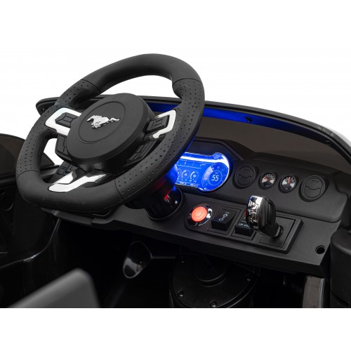Auto Ford Mustang GT na batériu pre deti Čierny + Regulácia sedadla + Audio LED + EVA + Pomalý štart