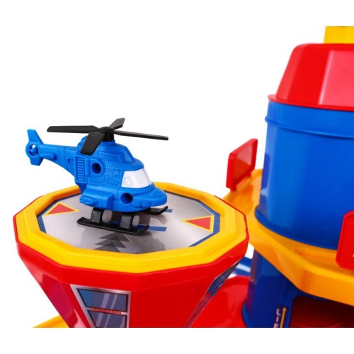 Veľká Garáž Parkovisko 70ks.