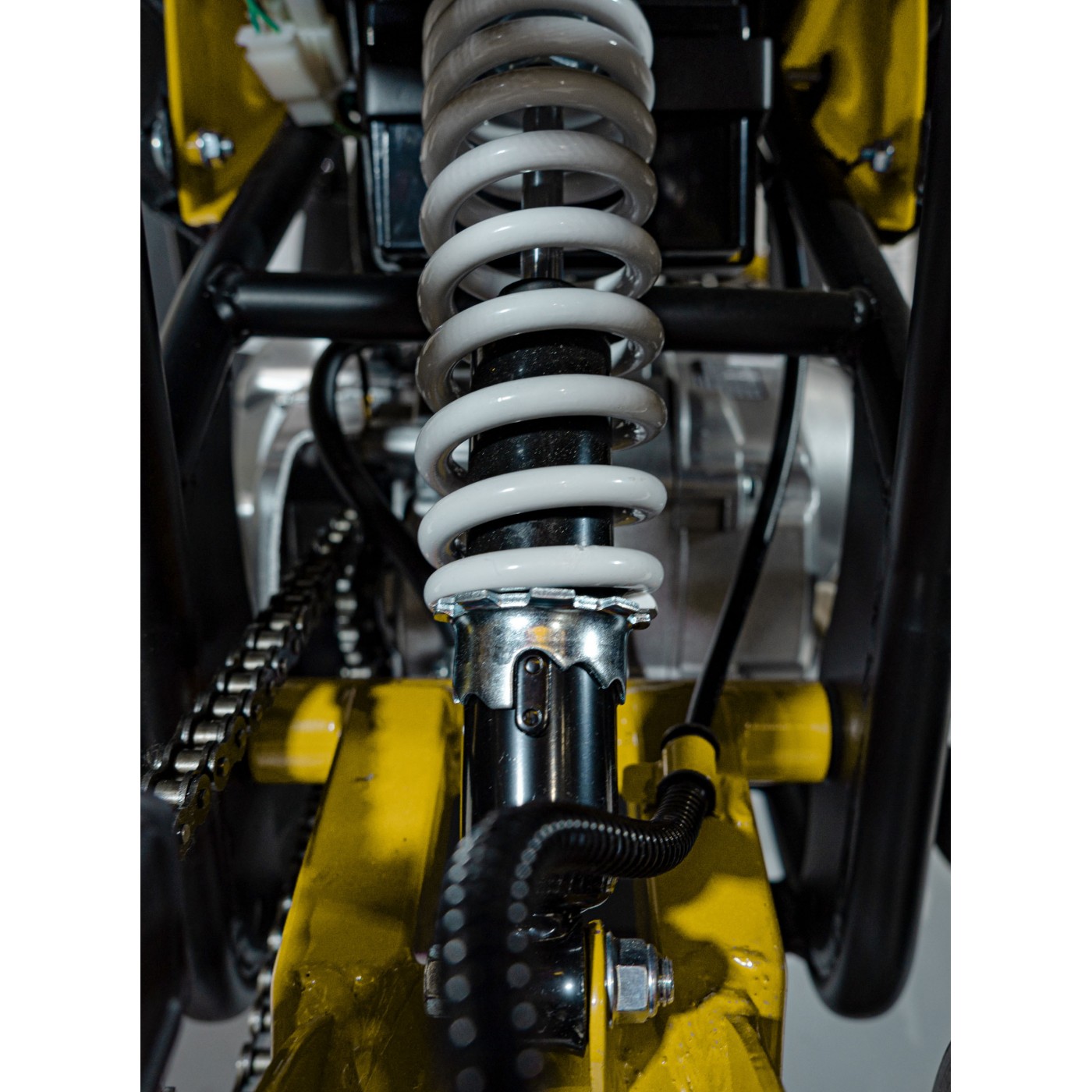 copy of Quad na batériu Žltý 35km/h + Bezkefkový motor 1000W + Nafukovacie kolesá + Regulácia sedadla