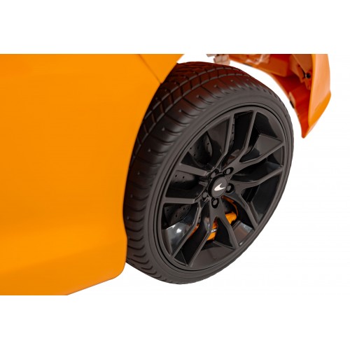 copy of Traktor Blazin BW na akumulator Żółty + Pilot + Wolny Start + Dźwięki Światła